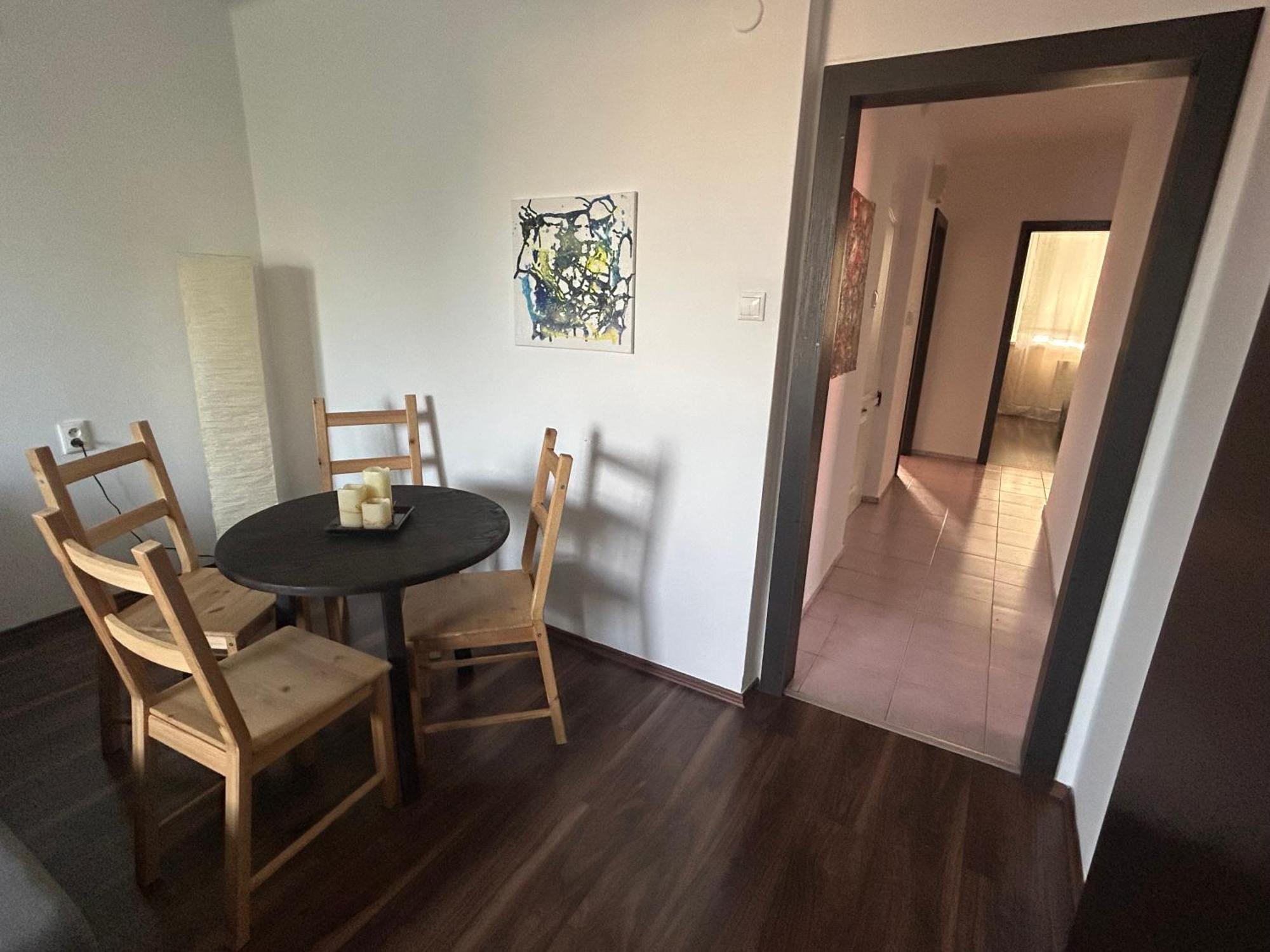 Apartman Rose ดูนาจสก้า สเตรด้า ภายนอก รูปภาพ