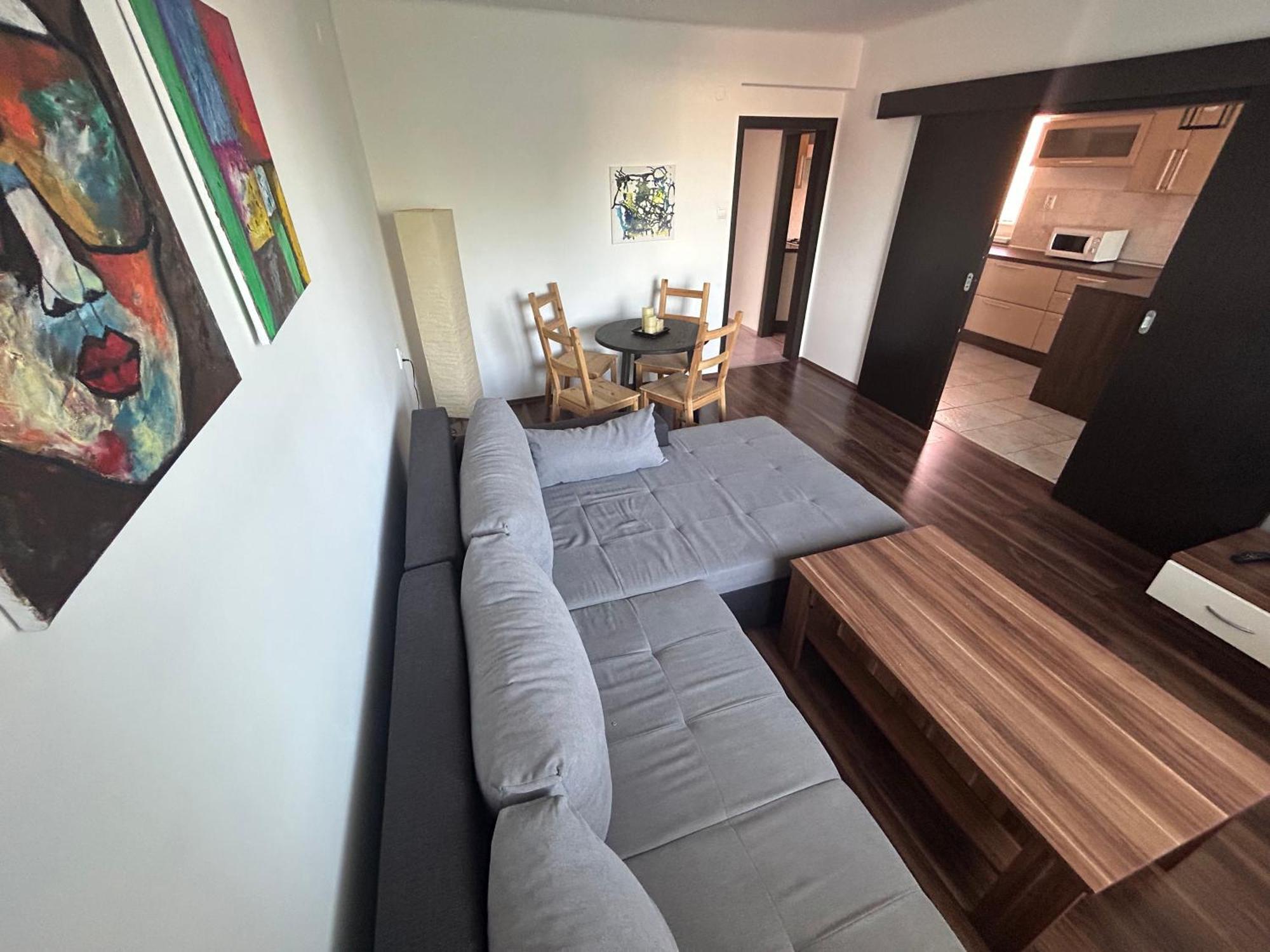 Apartman Rose ดูนาจสก้า สเตรด้า ภายนอก รูปภาพ