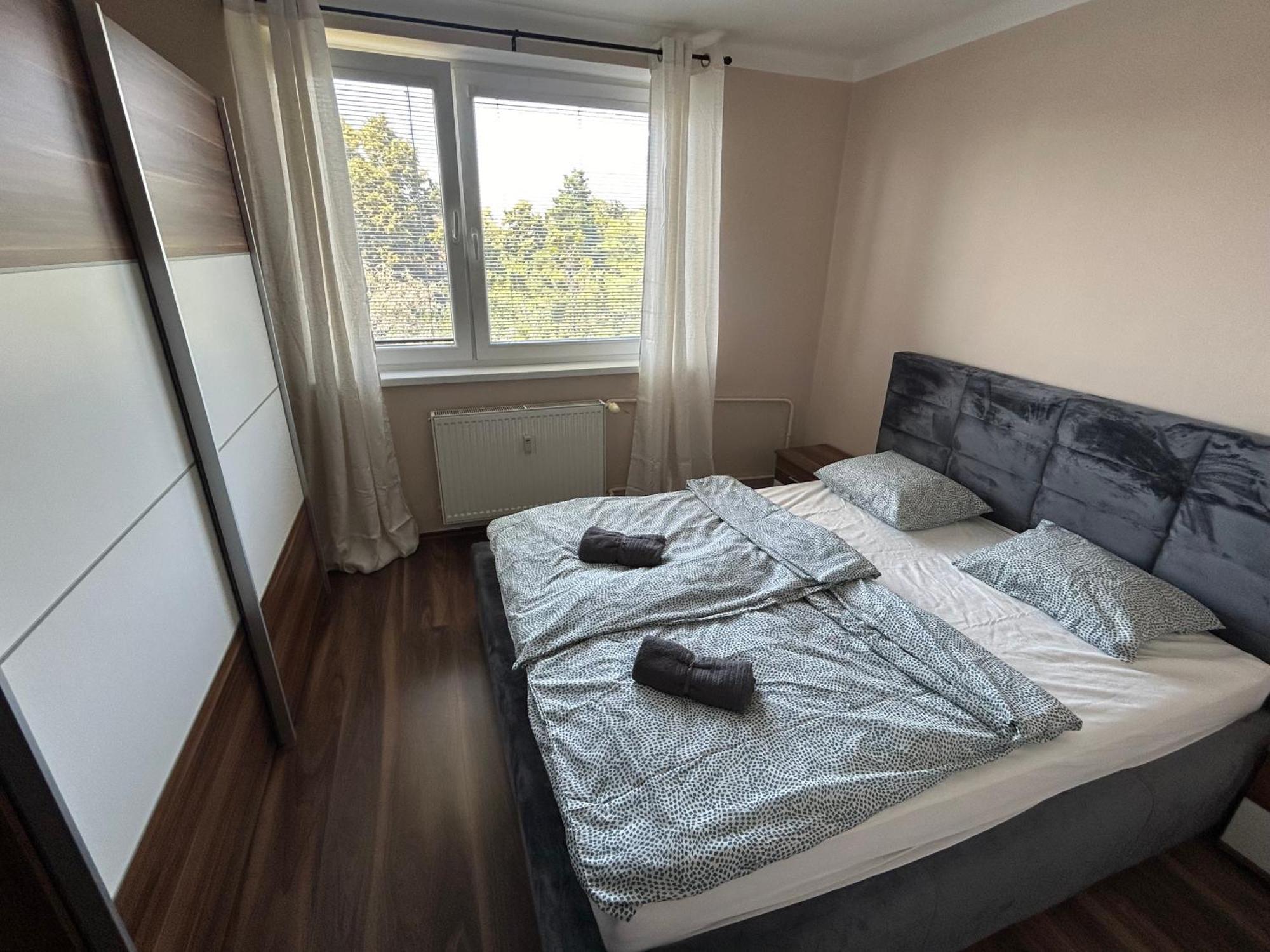 Apartman Rose ดูนาจสก้า สเตรด้า ภายนอก รูปภาพ