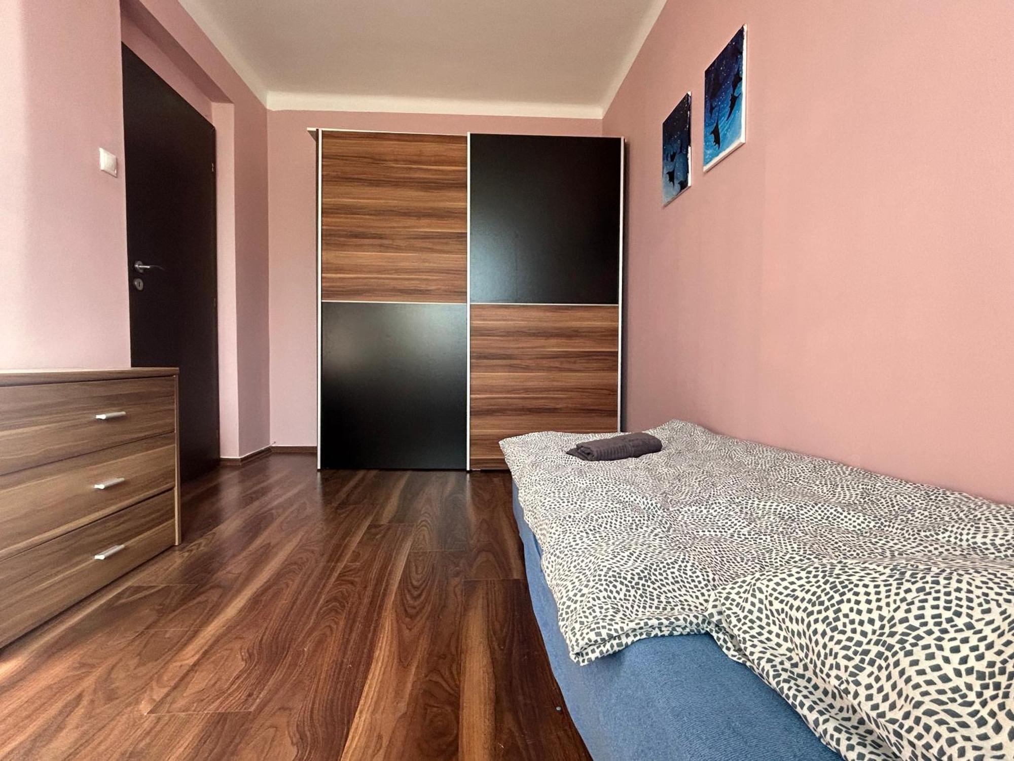 Apartman Rose ดูนาจสก้า สเตรด้า ภายนอก รูปภาพ